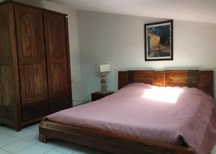 L'oasis-les Issambres Bed & Breakfast 4*